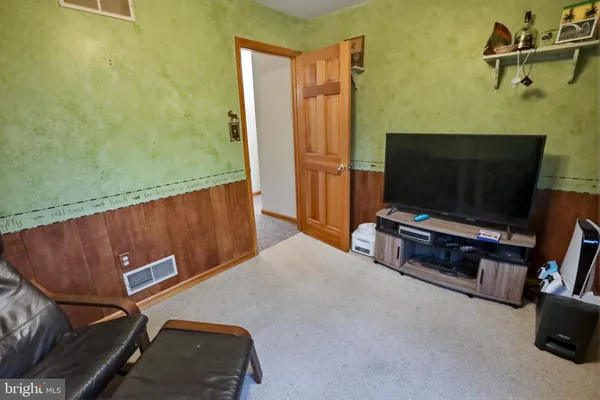 $545,000 | 20 Highland Drive, Fleetwood, PA 19522