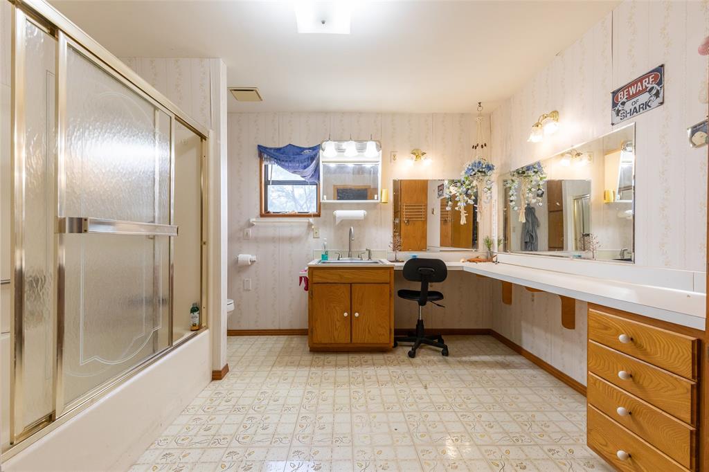 8867 Spinks Road Abilene, TX 79603 - Photo 2 of 39