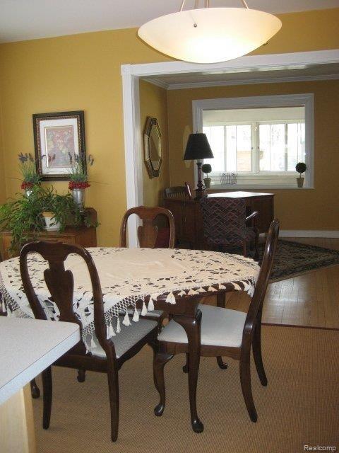 337 North Castell Avenue Rochester, MI 48307 - Photo 7 of 25 Refinished hardwood floors