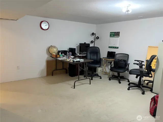 $325,000 | 426 East Brown Avenue, Moses Lake, WA 98837