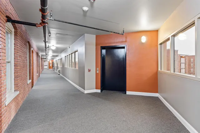 $1,990 | 1361 Elm Street, Manchester, NH 03101