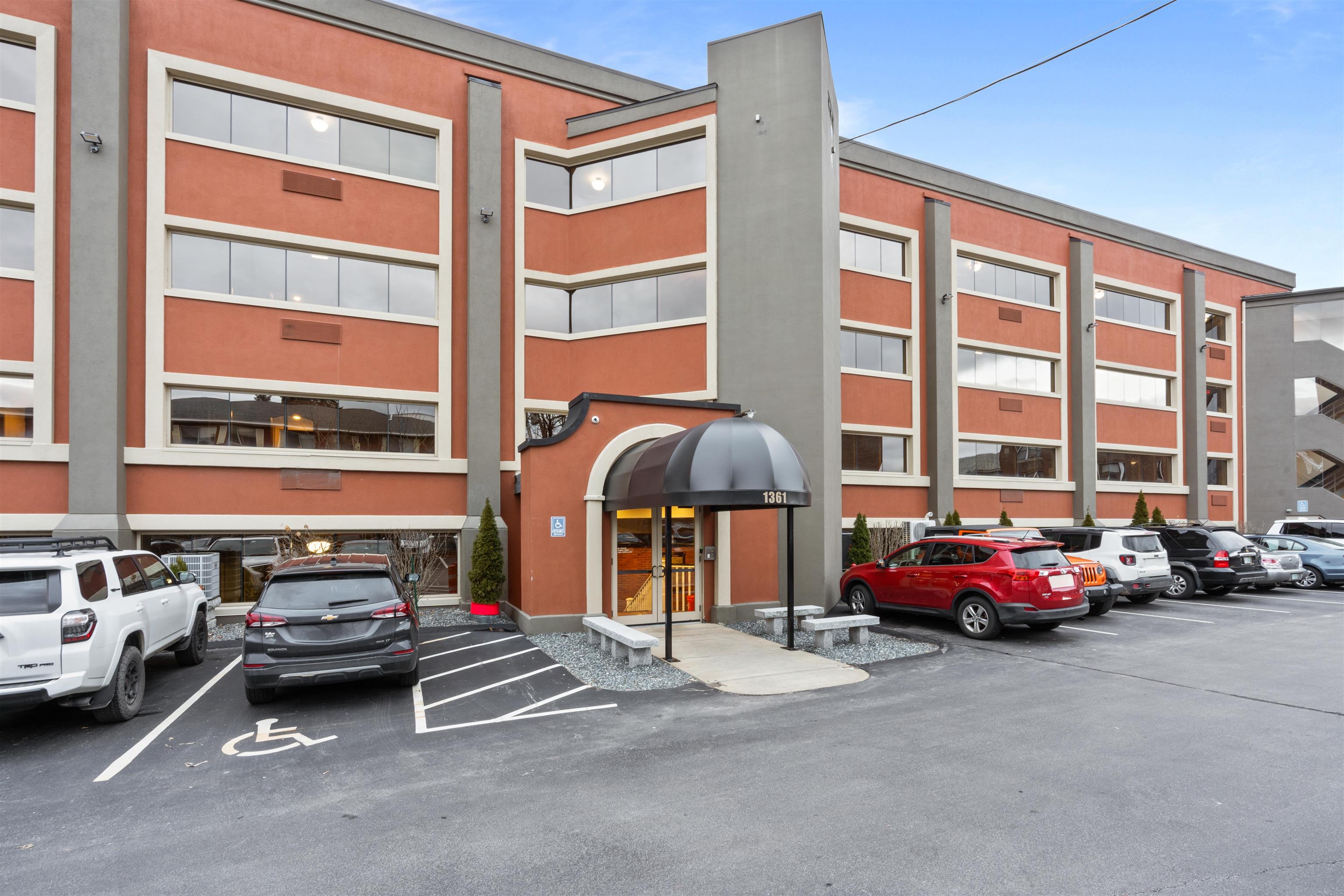 1361 Elm Street Manchester, NH 03101 - Photo 15 of 21