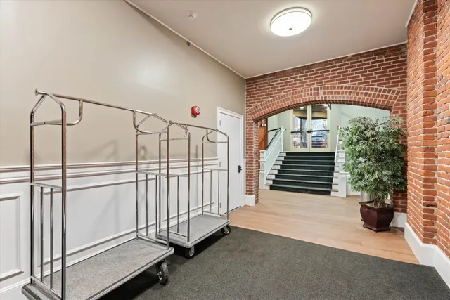 $1,990 | 1361 Elm Street, Manchester, NH 03101