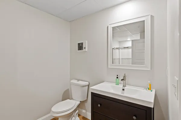 $1,990 | 1361 Elm Street, Manchester, NH 03101