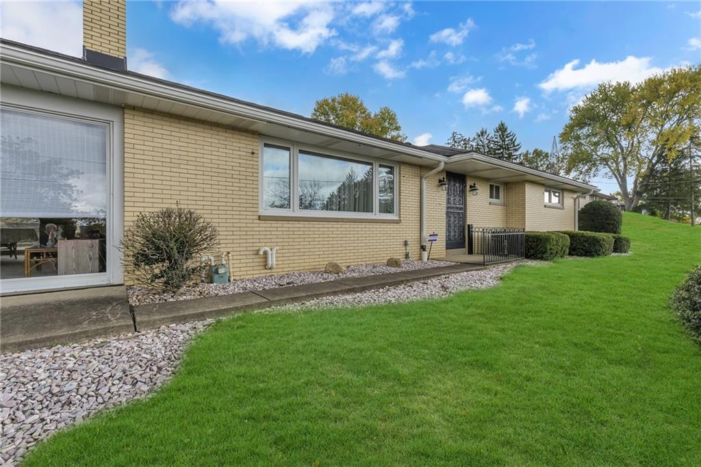 606 Wack Drive Rochester, PA 15074 - Photo 1 of 28