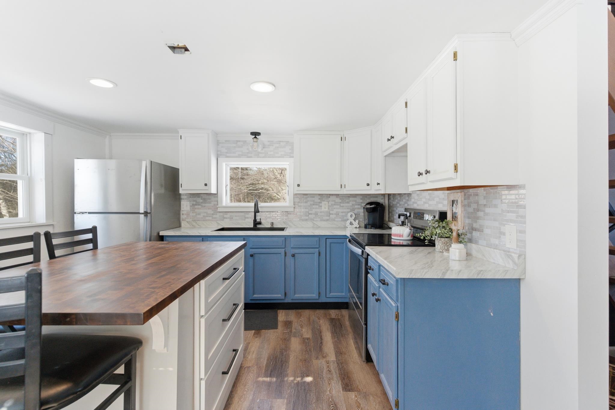 42 Rockland Road Weare, NH 03281 - Photo 23 of 40