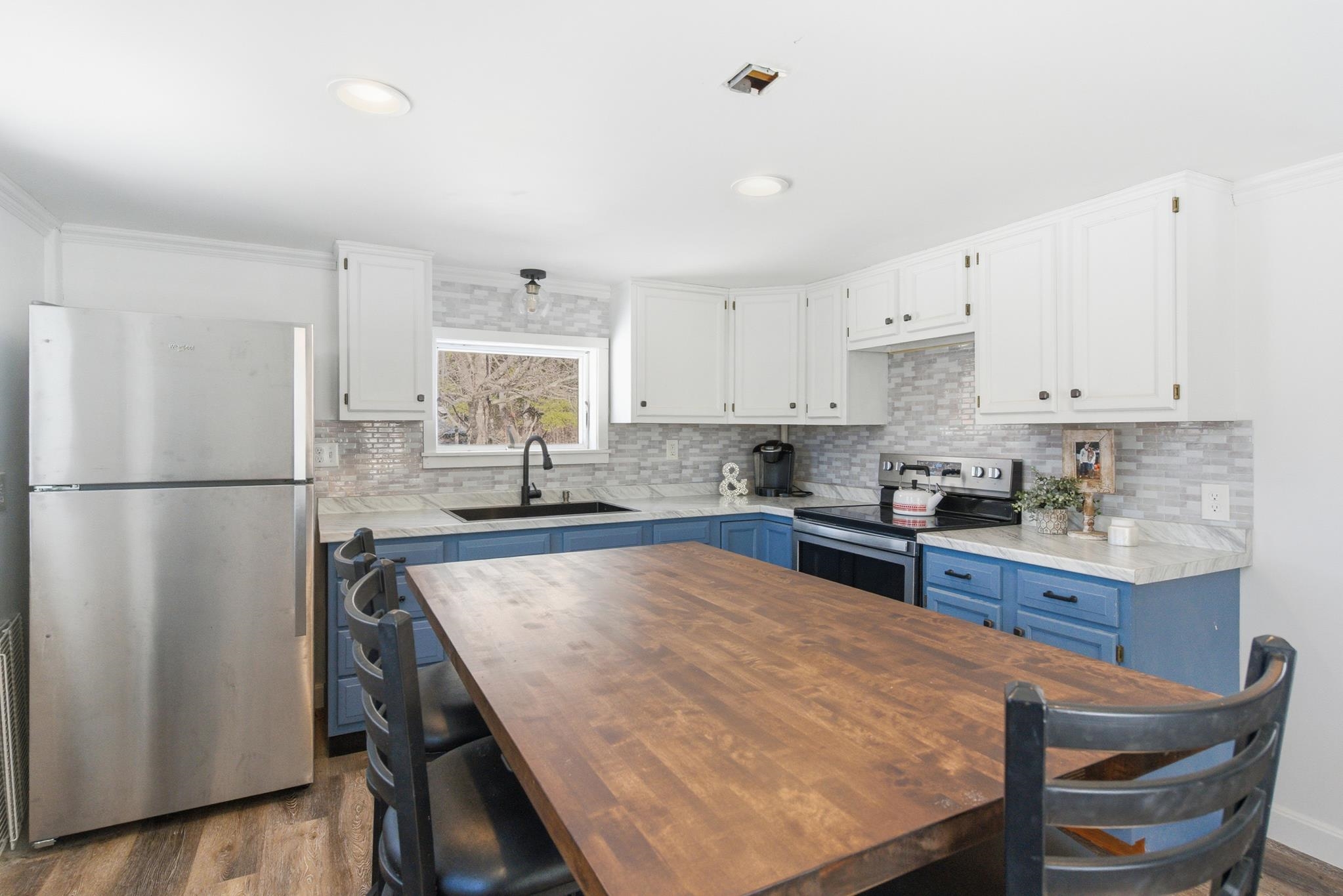 42 Rockland Road Weare, NH 03281 - Photo 24 of 40