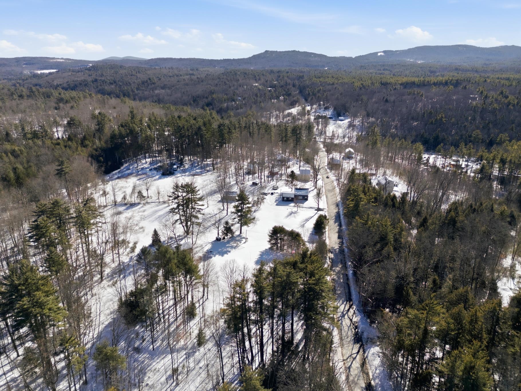 42 Rockland Road Weare, NH 03281 - Photo 38 of 40