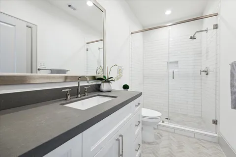 $1,545,000 | 207 Sutton Row Place, Houston, TX 77024