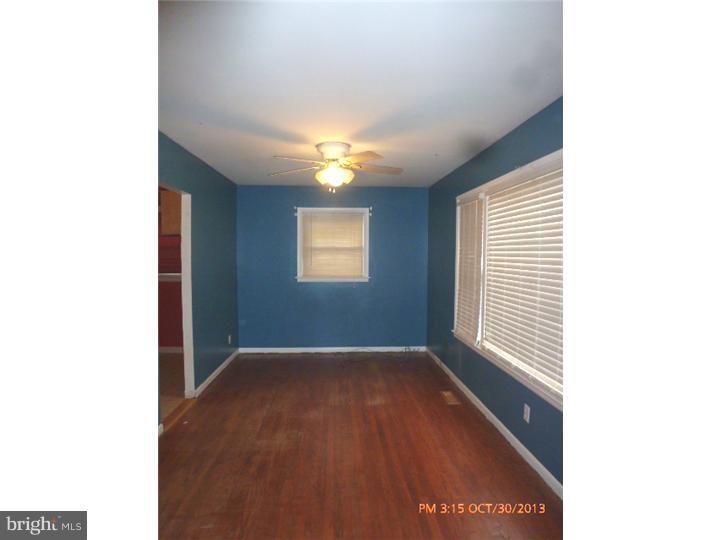 1127 Plane Road Philadelphia, PA 19115 - Photo 3 of 17 Dining Room