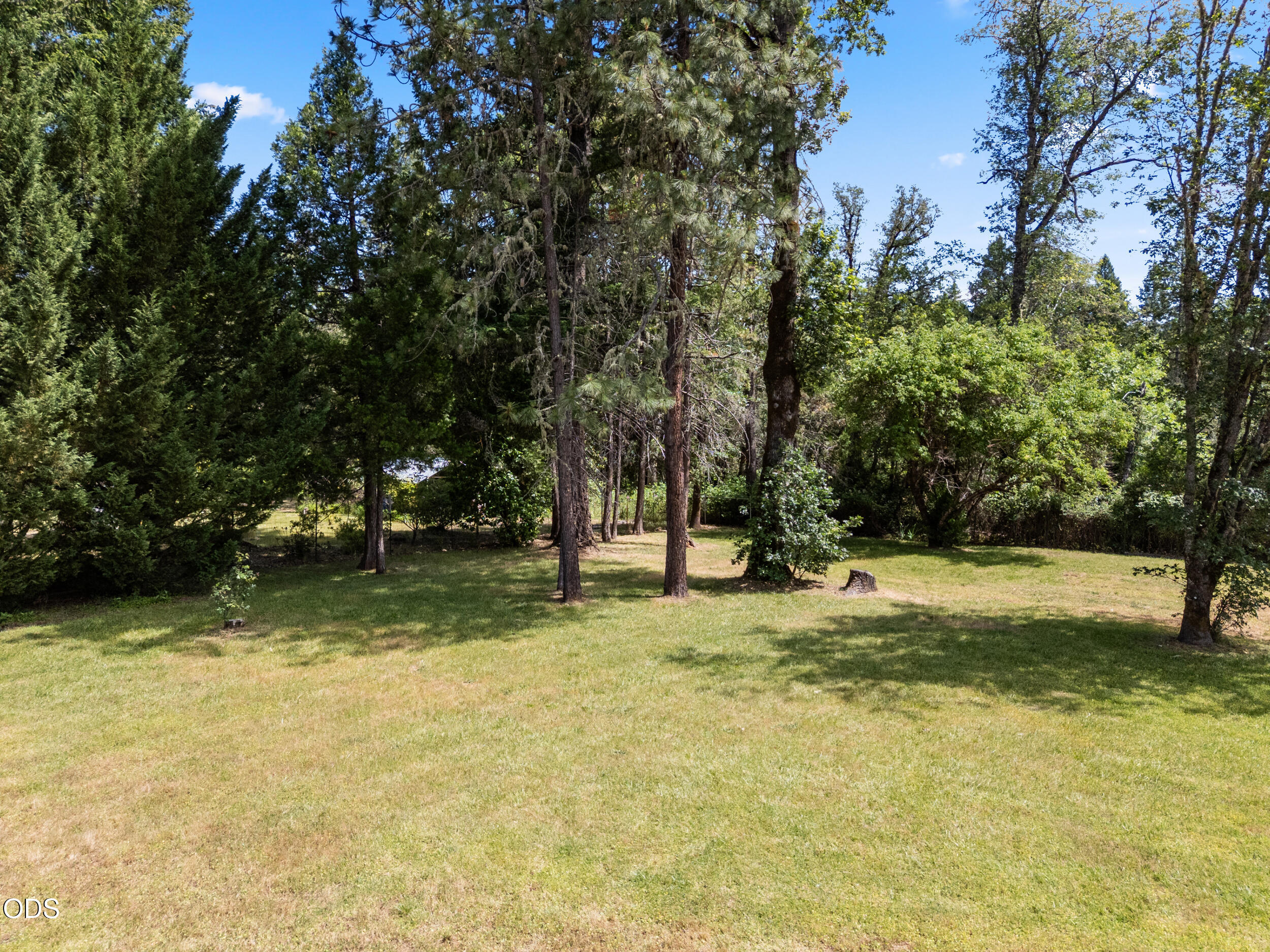 4551 Holland Loop Road Cave Junction, OR 97523 - Photo 30 of 41