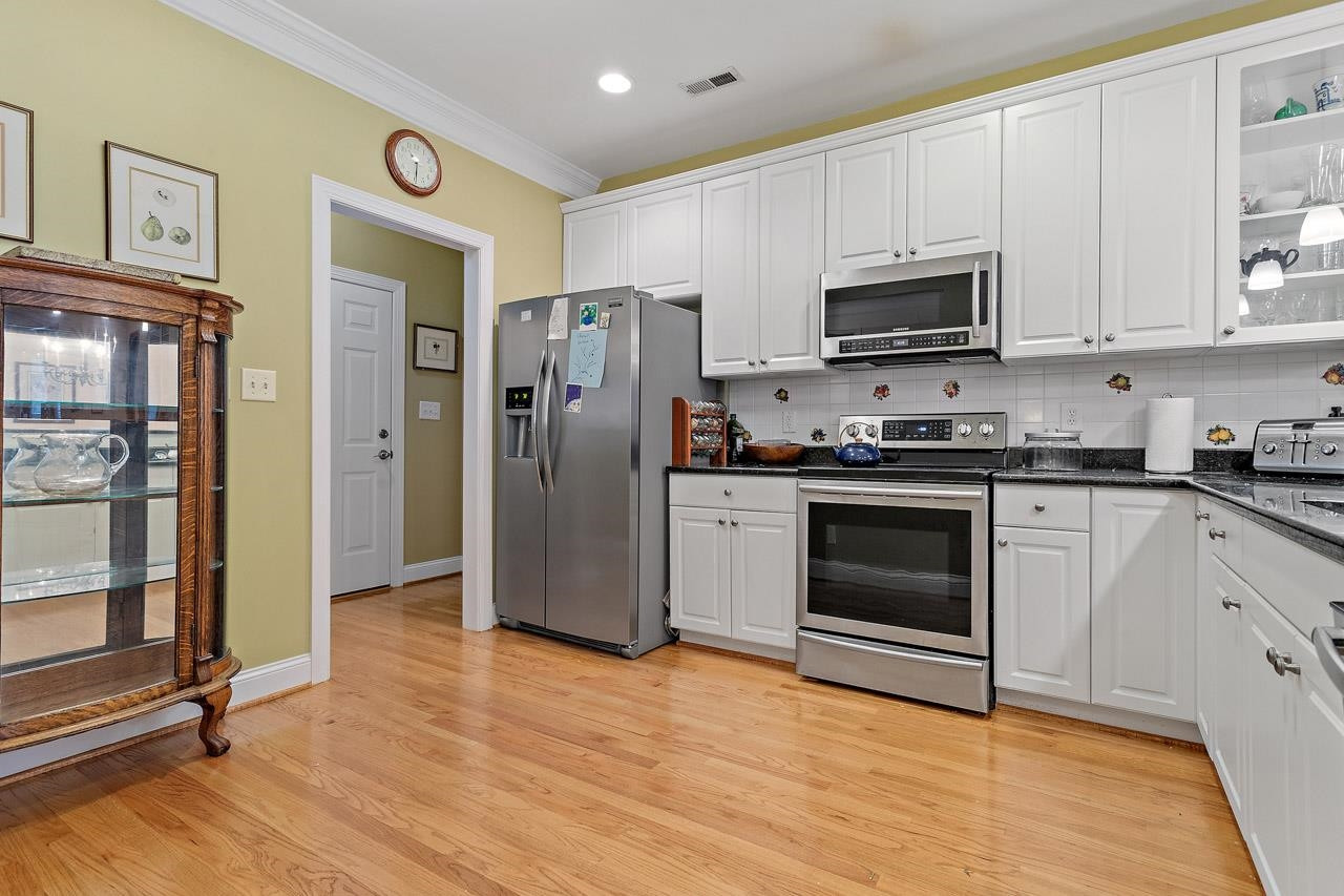 1809 Wysong Court Raleigh, NC 27612 - Photo 9 of 36 Photo 9