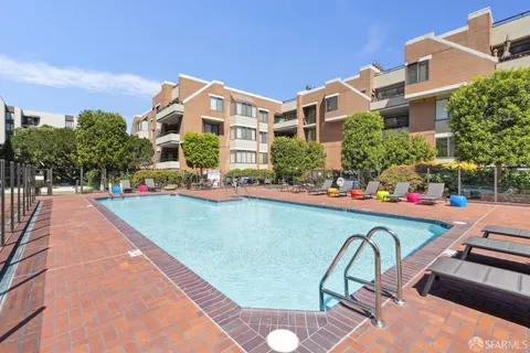 $1,198,000 | 101 Lombard Street, Unit 214E, San Francisco, CA 94111