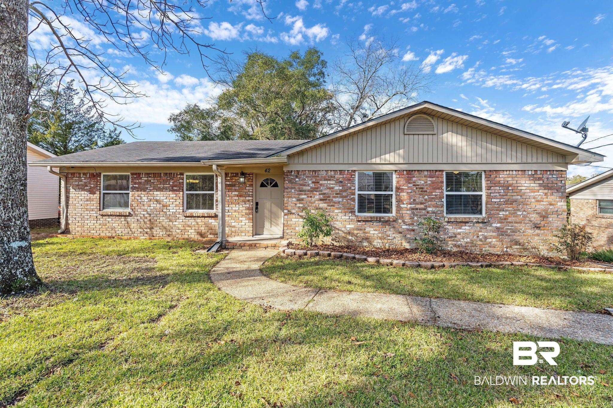 42 Ridgeview Drive Mobile, AL 36611 - Photo 1 of 19