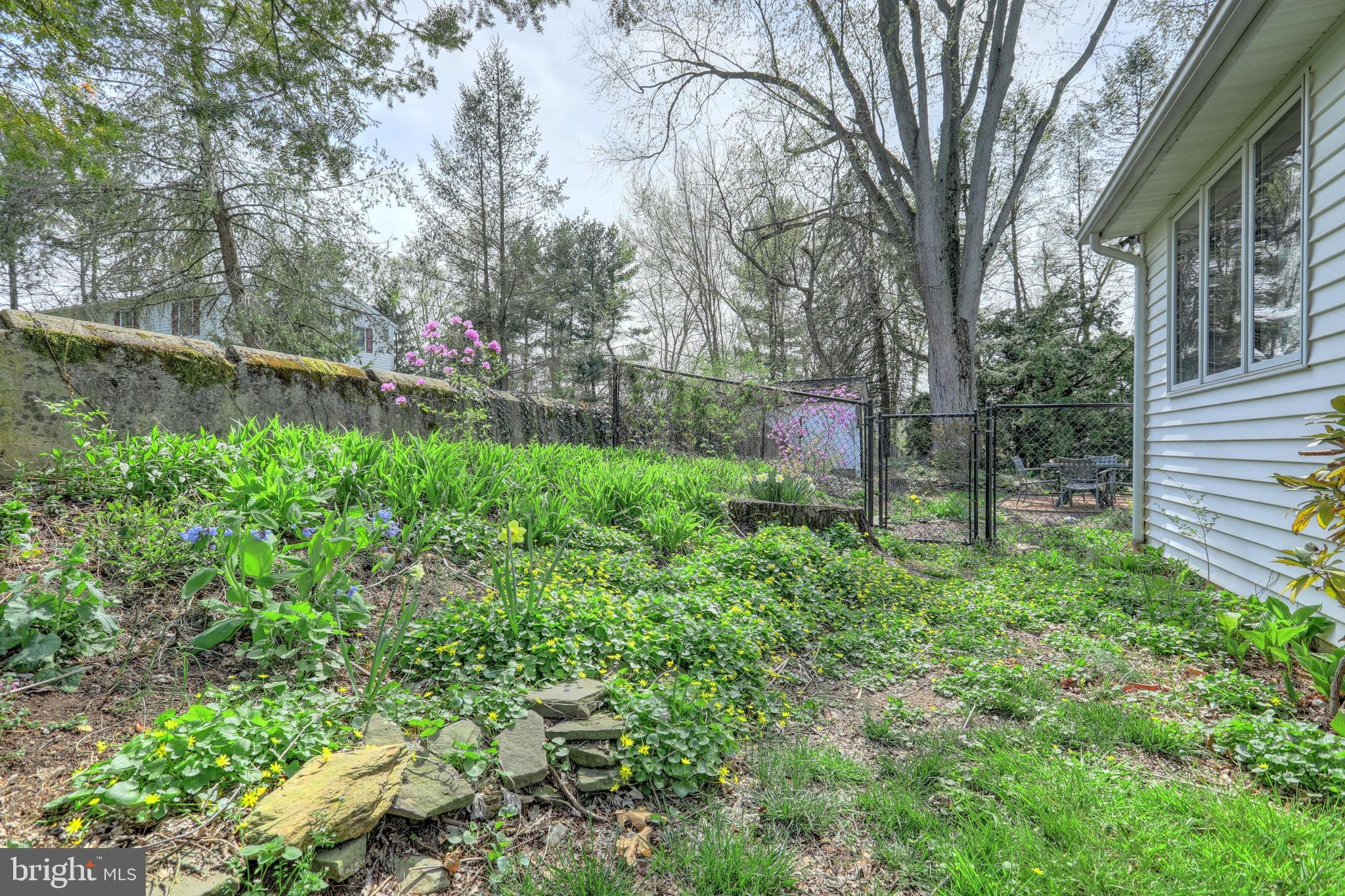 2490 Joppa Road York, PA 17403 - Photo 2 of 35