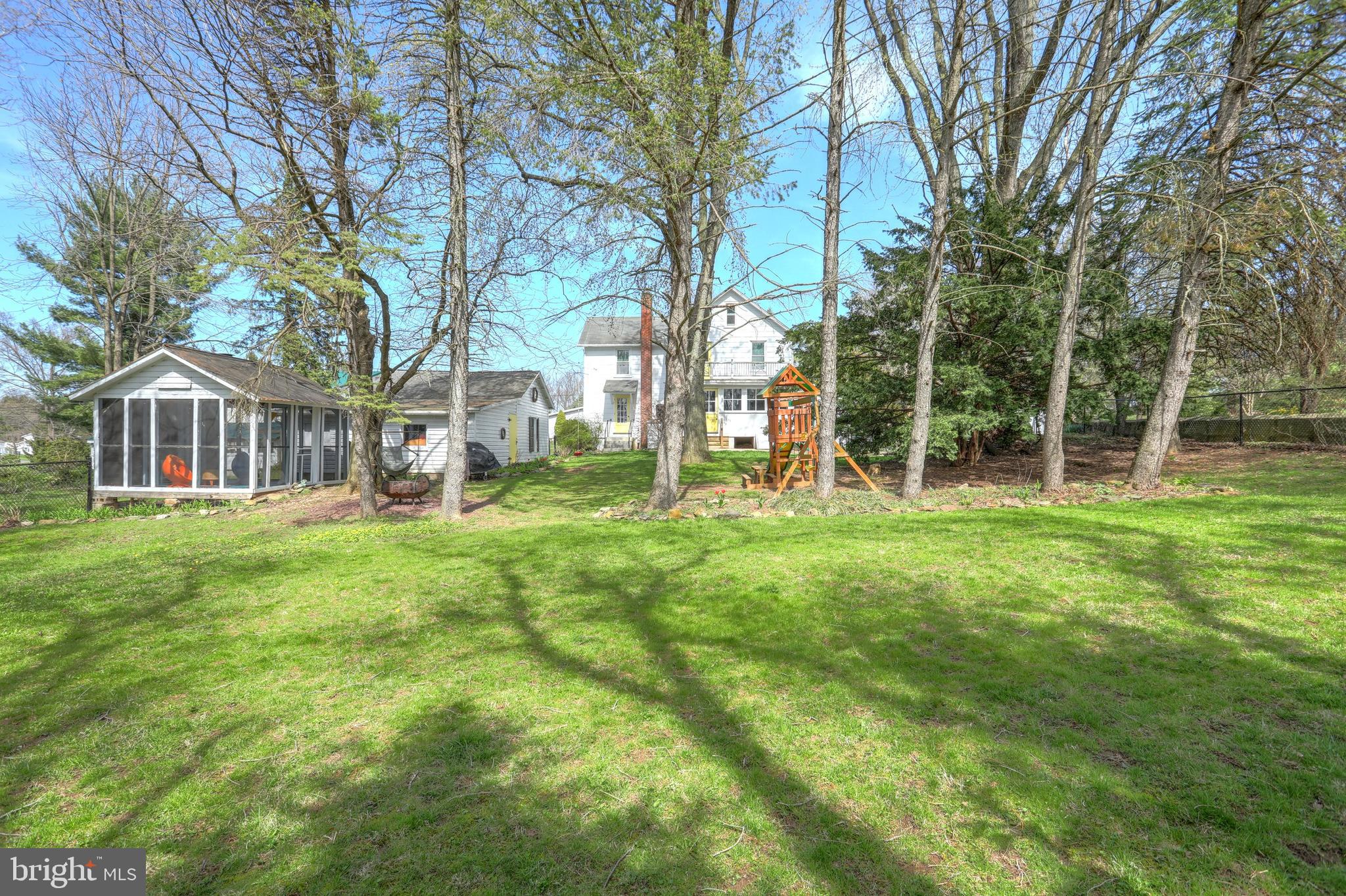 2490 Joppa Road York, PA 17403 - Photo 11 of 35