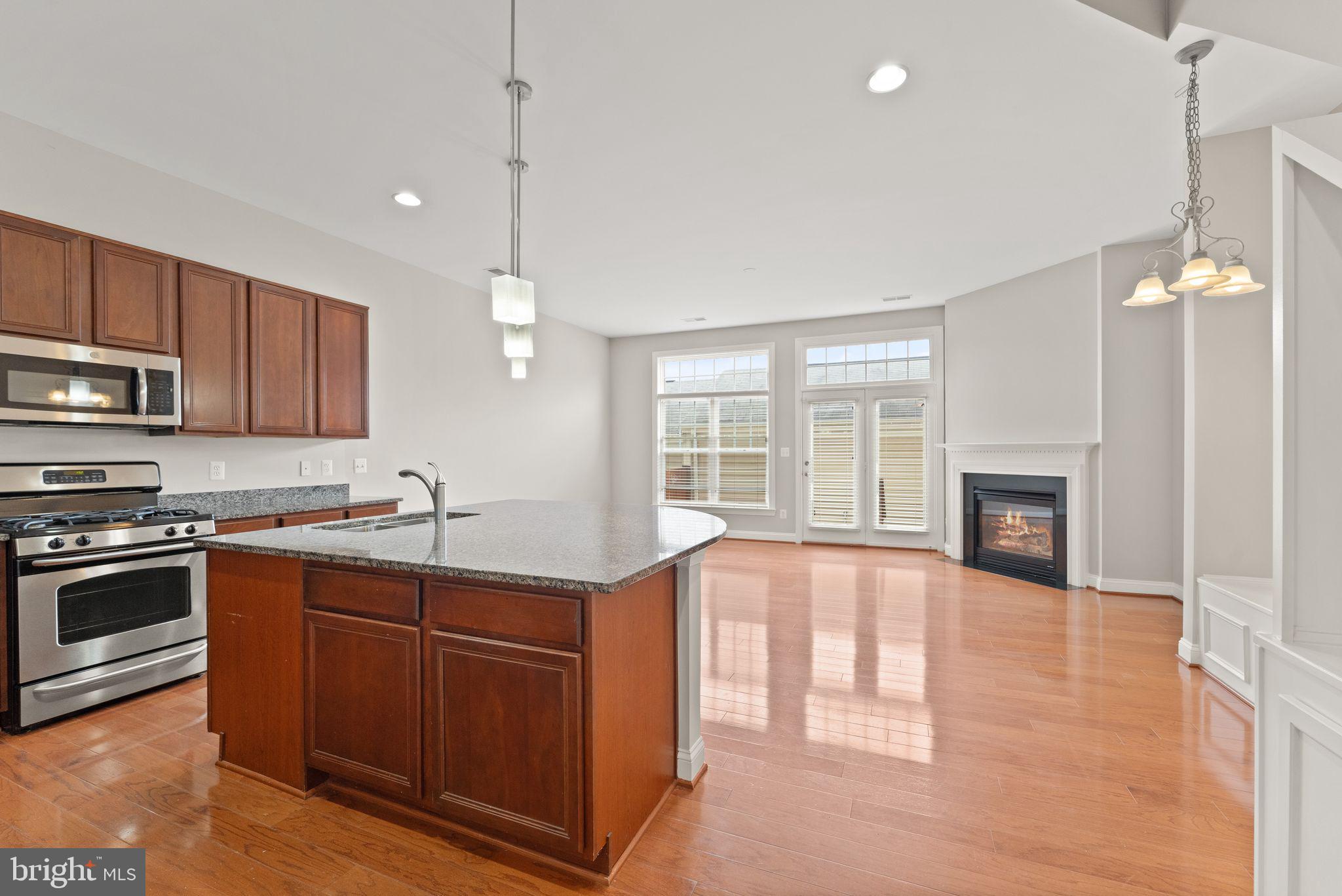 9162 Ribbon Falls Loop Bristow, VA 20136 - Photo 13 of 71 Gallery Image 13