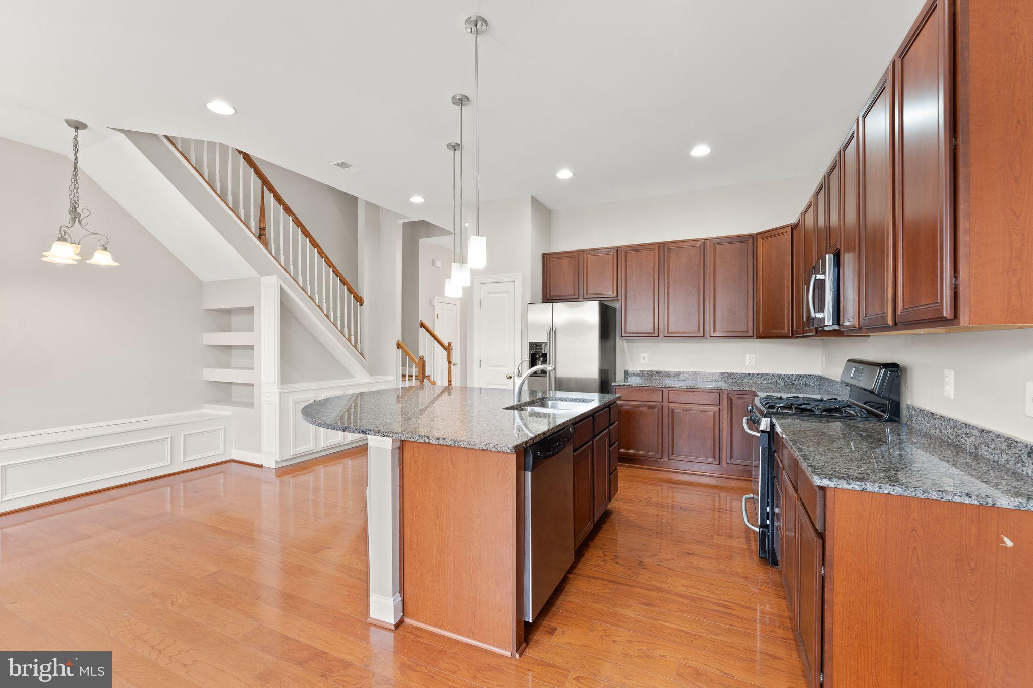 9162 Ribbon Falls Loop Bristow, VA 20136 - Photo 17 of 71 Gallery Image 17