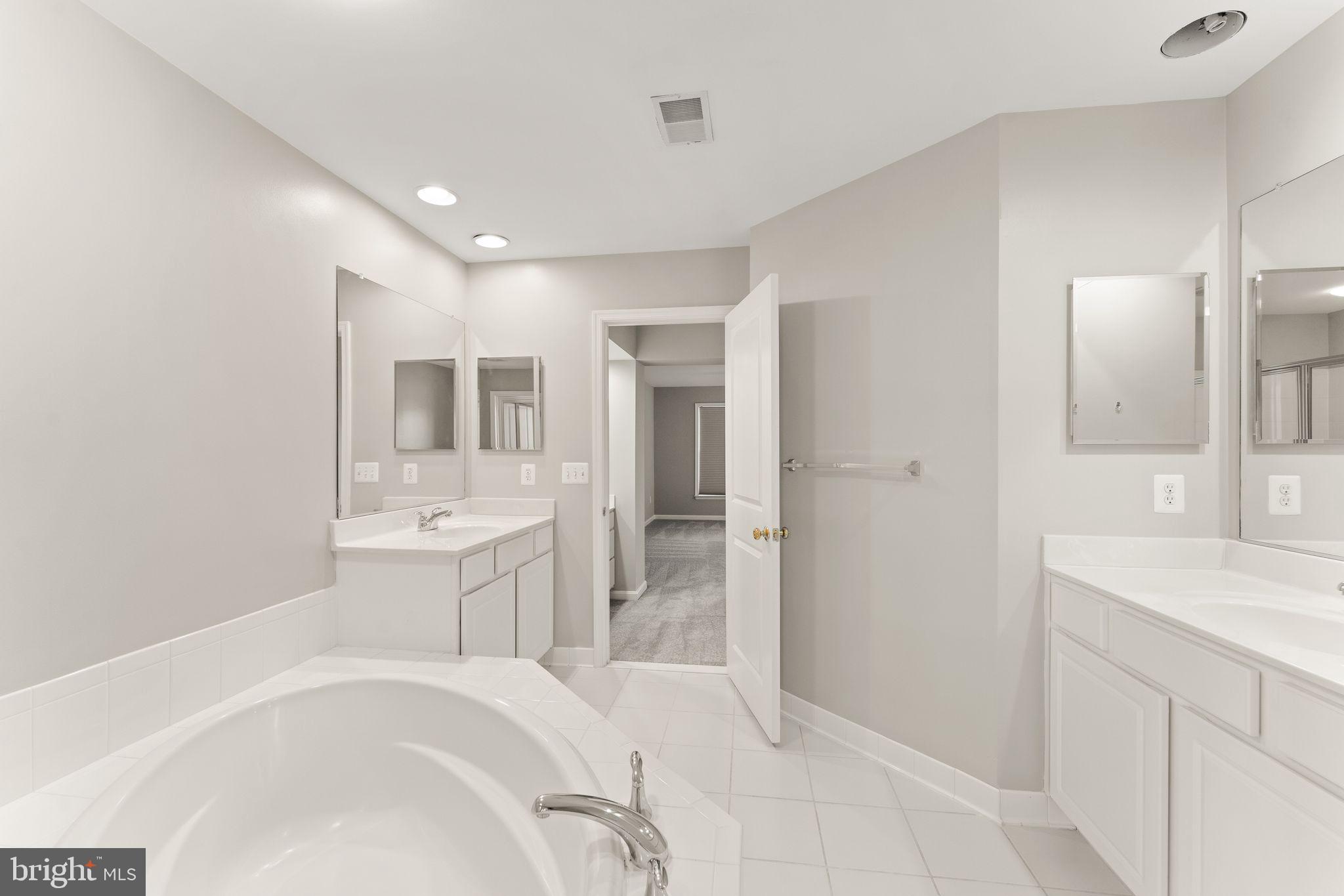 9162 Ribbon Falls Loop Bristow, VA 20136 - Photo 48 of 71 Gallery Image 48