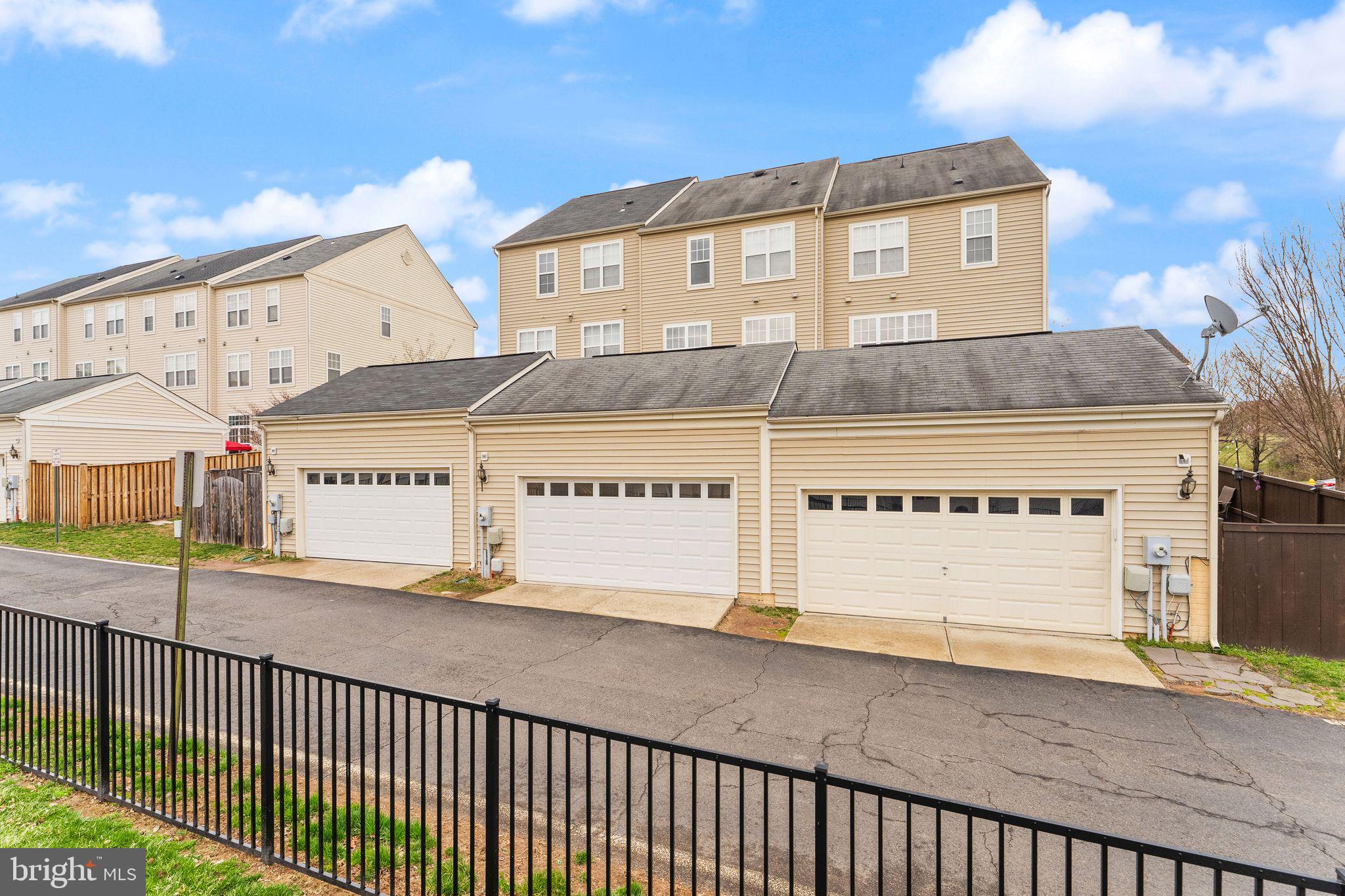 9162 Ribbon Falls Loop Bristow, VA 20136 - Photo 60 of 71 Gallery Image 60