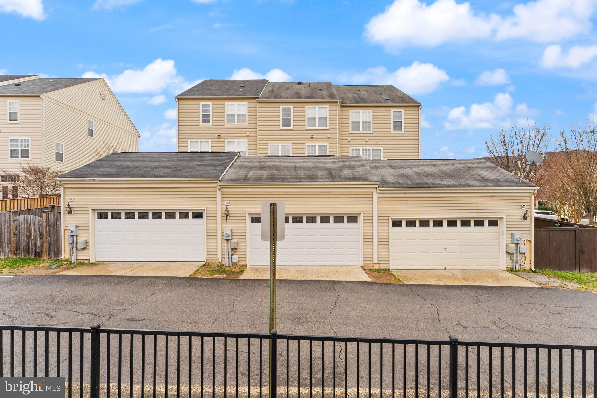 9162 Ribbon Falls Loop Bristow, VA 20136 - Photo 63 of 71 Gallery Image 63