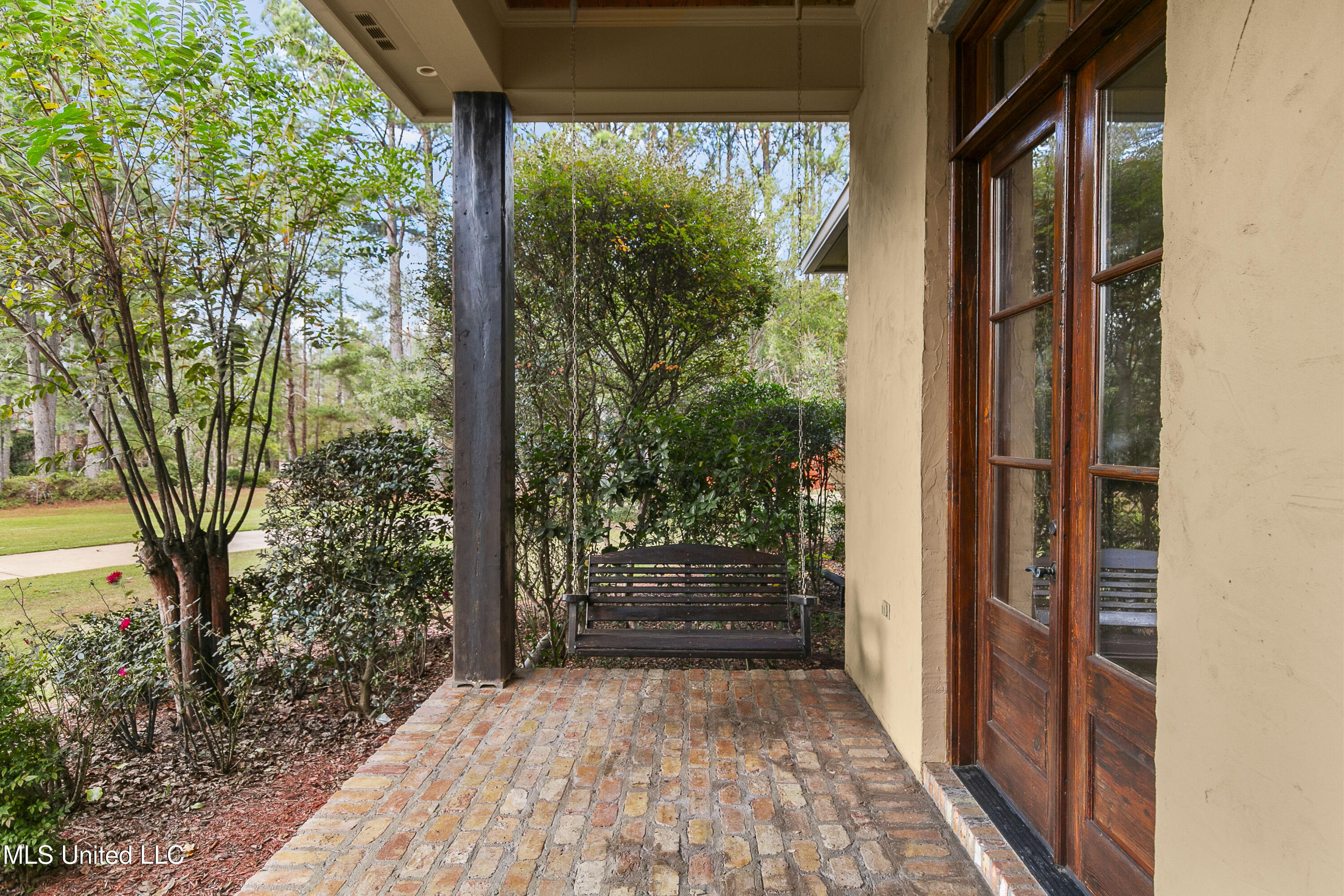 1 Eastbrooke Circle Madison, MS 39110 - Photo 12 of 102 1 Eastbrook Cir-12