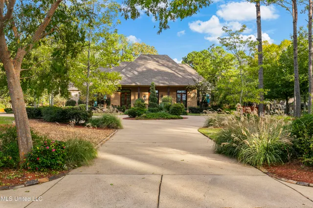 $1,150,000 | 1 Eastbrooke Circle, Madison, MS 39110