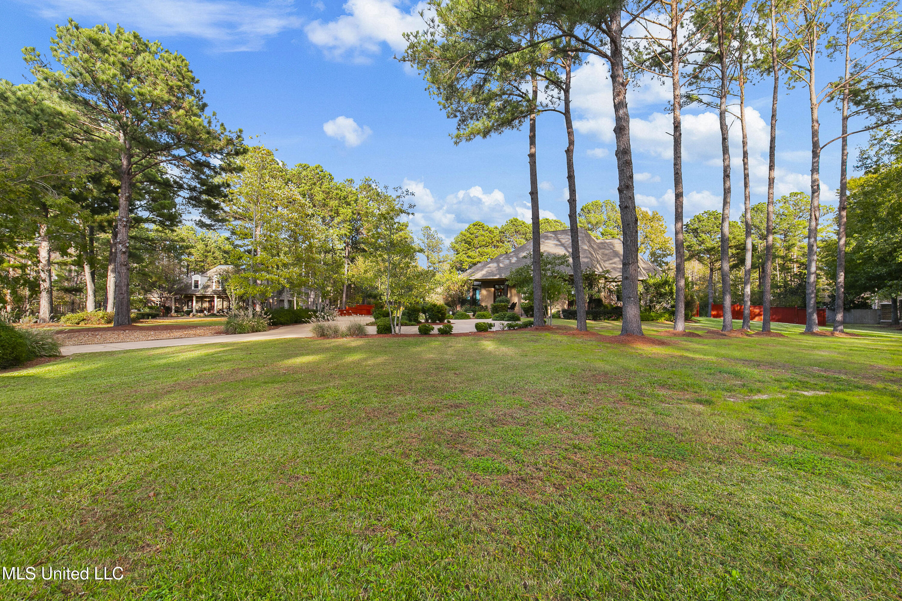 1 Eastbrooke Circle Madison, MS 39110 - Photo 6 of 102 1 Eastbrook Cir-5