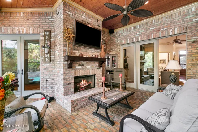 $1,150,000 | 1 Eastbrooke Circle, Madison, MS 39110