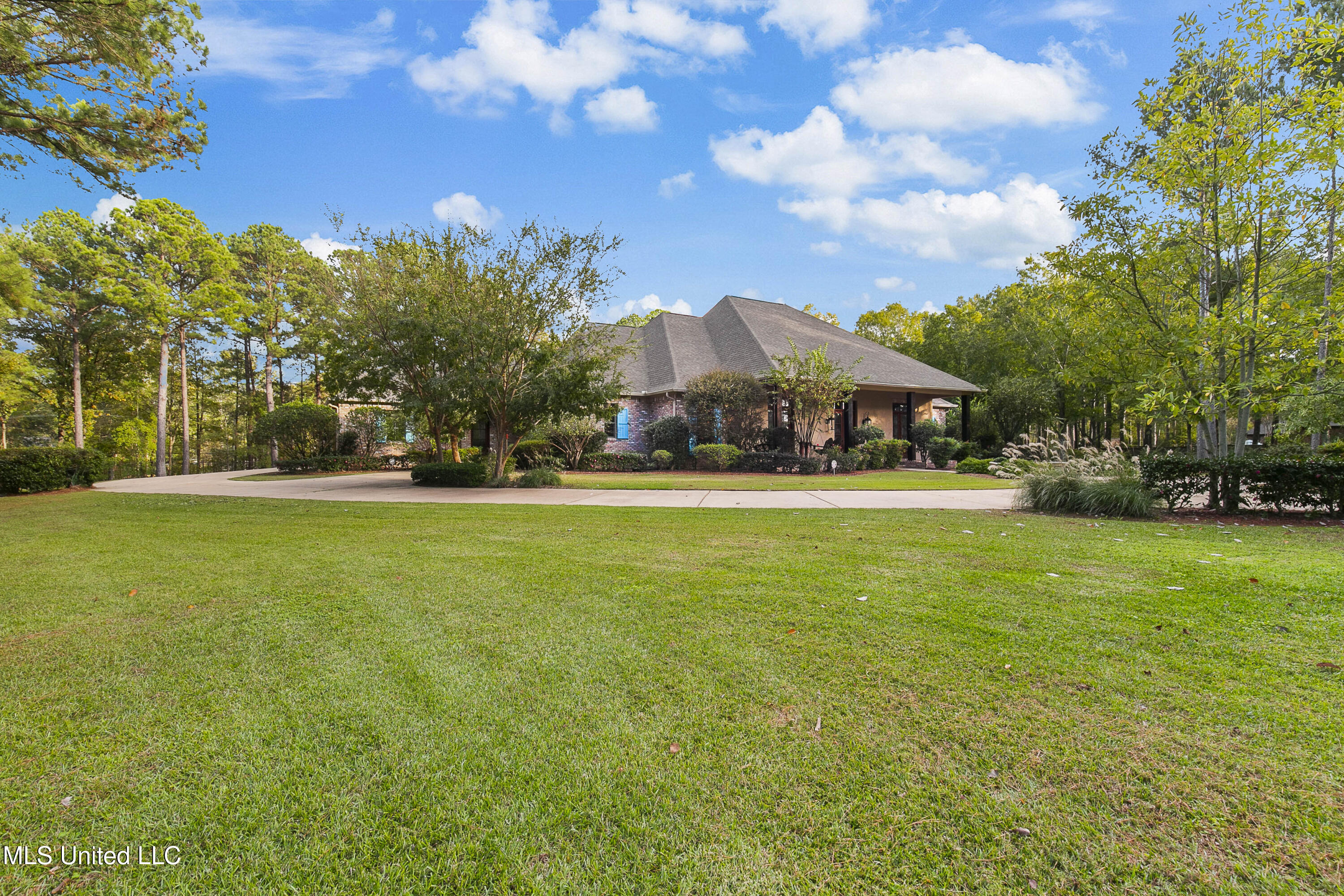 1 Eastbrooke Circle Madison, MS 39110 - Photo 8 of 102 1 Eastbrook Cir-7