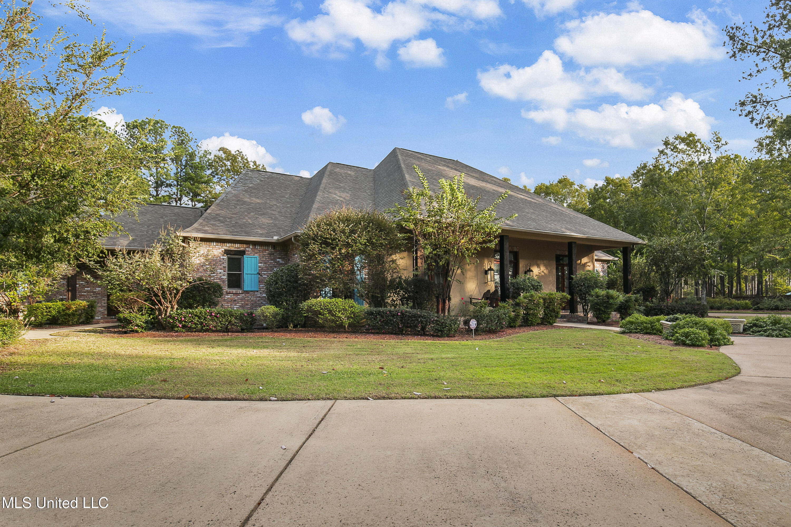 1 Eastbrooke Circle Madison, MS 39110 - Photo 9 of 102 1 Eastbrook Cir-8