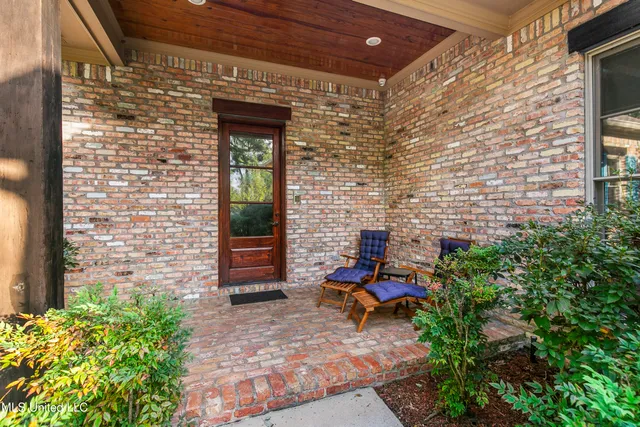 $1,150,000 | 1 Eastbrooke Circle, Madison, MS 39110
