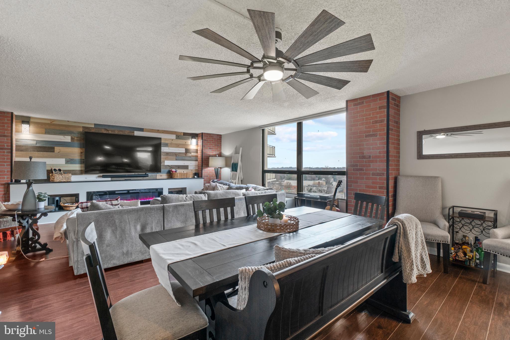 205 East Joppa Road, Unit 708 Baltimore, MD 21286 - Photo 19 of 35 dining room view looking into the living room