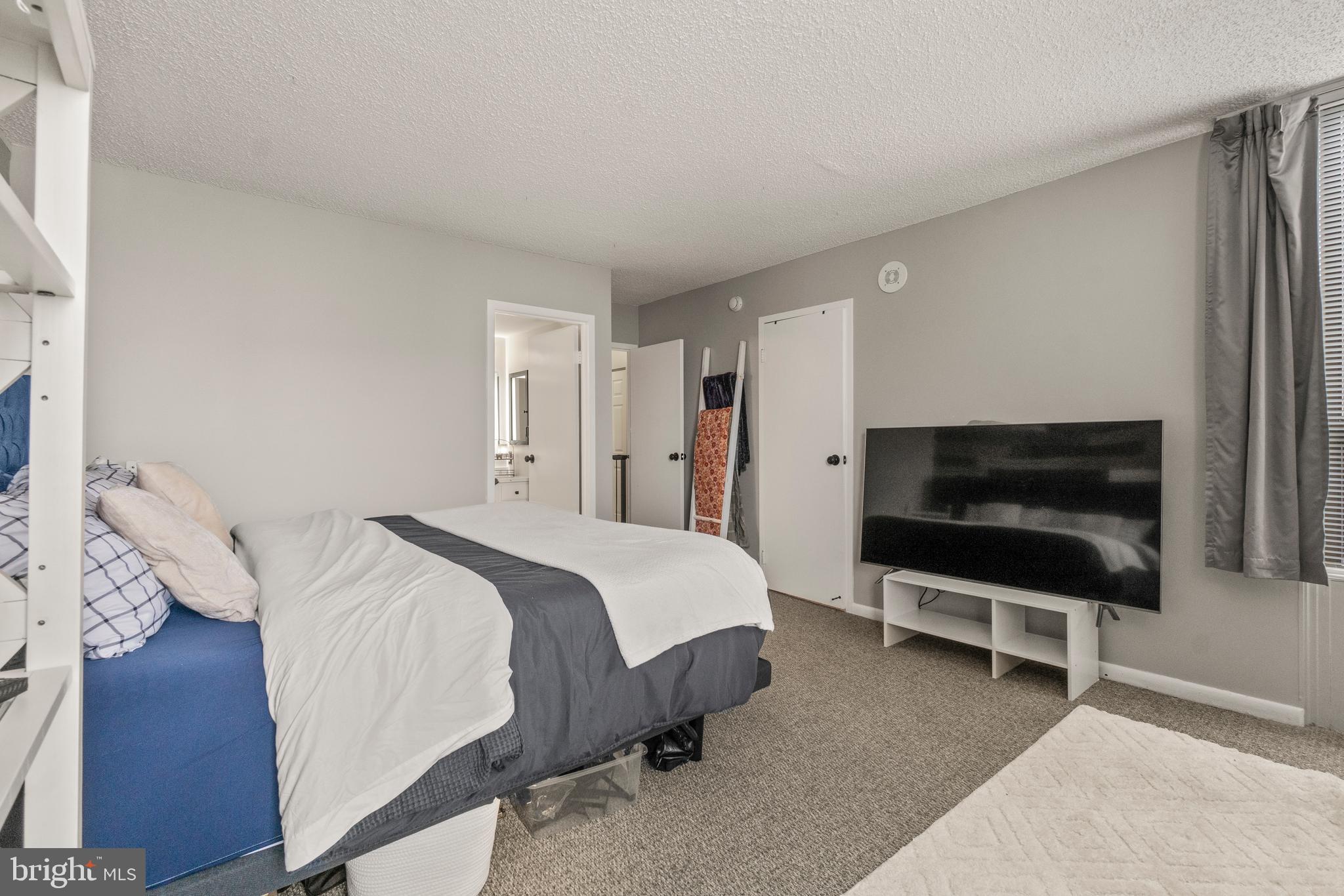 205 East Joppa Road, Unit 708 Baltimore, MD 21286 - Photo 26 of 35 alt view of primary bedroom