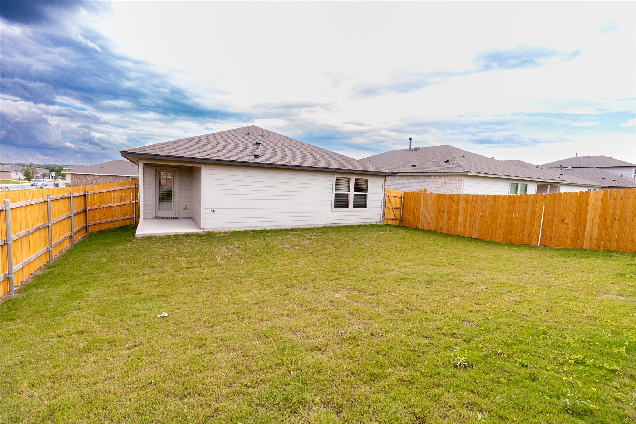 325 Coda Crossing Georgetown, TX 78633 - Photo 23 of 24 a view of a swimming pool with an ocean view