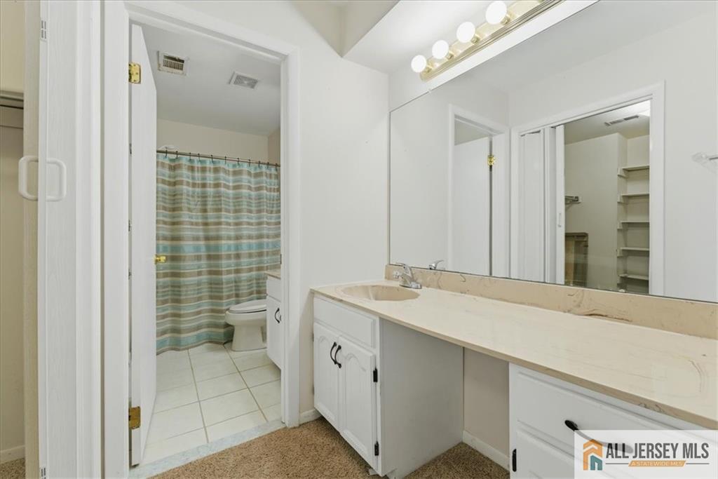 37 Giggleswick Way, Unit 37 Edison, NJ 08820 - Photo 28 of 52