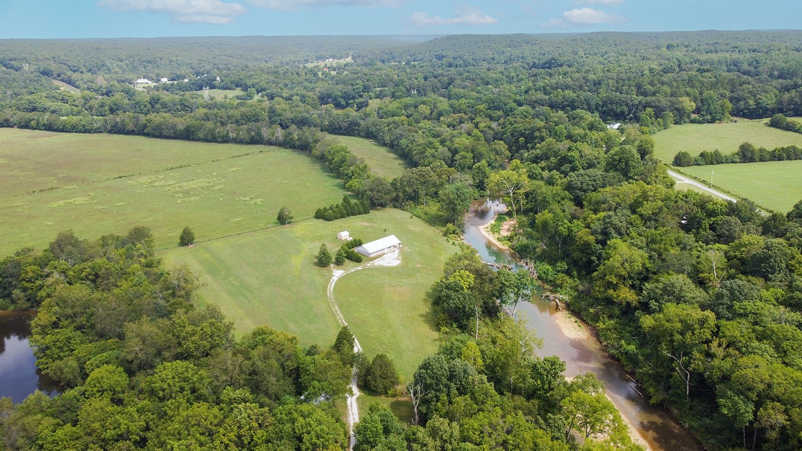 6339 Piney River Road Dickson, TN 37055 - Photo 3 of 24 Gallery Image 3