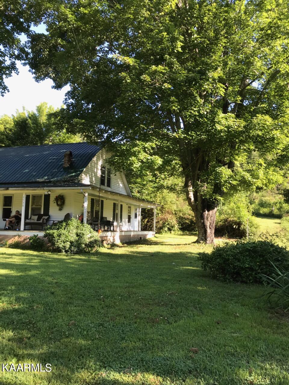 7736 Mulberry Gap Road Tazewell, TN 37879 - Photo 4 of 52 IMG_0749001