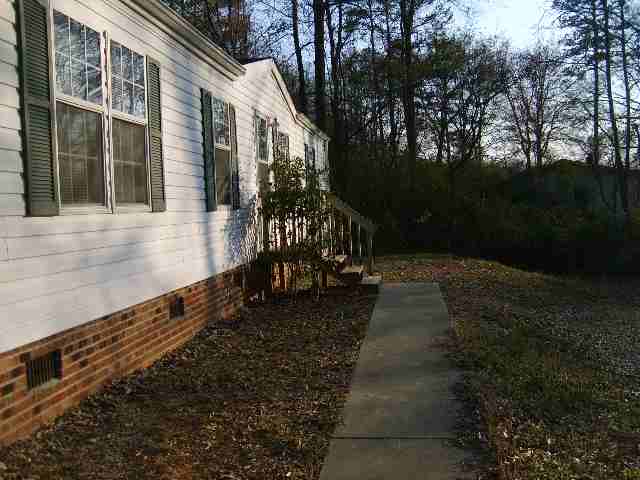 210 Porter Road, Unit OWNER WILL MAKE FHA APPRO Pendleton, SC 29670 - Photo 15 of 16