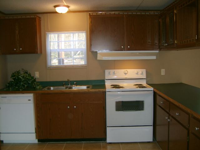 210 Porter Road, Unit OWNER WILL MAKE FHA APPRO Pendleton, SC 29670 - Photo 5 of 16