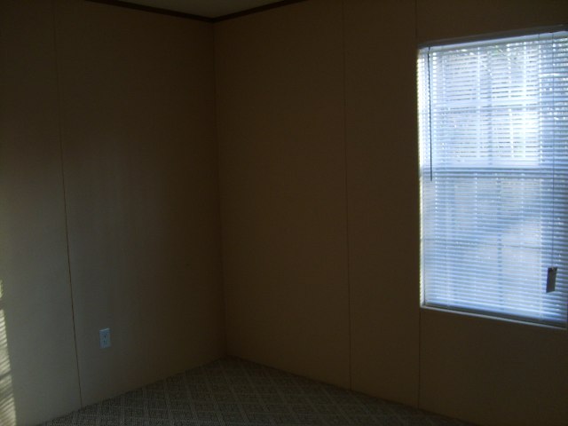 210 Porter Road, Unit OWNER WILL MAKE FHA APPRO Pendleton, SC 29670 - Photo 9 of 16