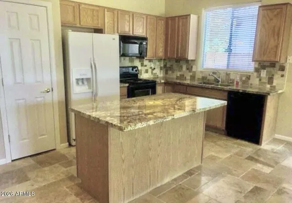 $2,195 | 2365 West Jasper Butte Drive, San Tan Valley, AZ 85144