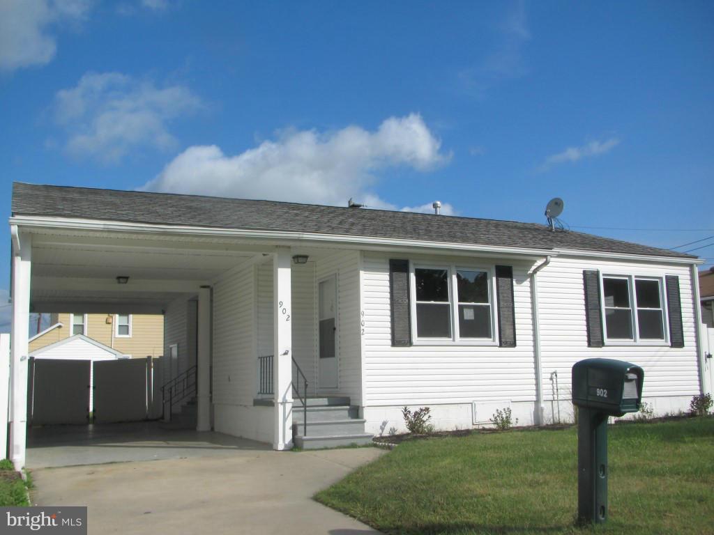902 Homberg Avenue Baltimore, MD 21221 - Photo 1 of 12 Exterior (Front)