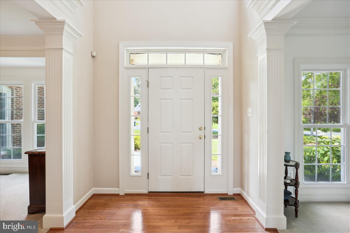 22301 Goshen School Road Gaithersburg, MD 20882 - Photo 6 of 94 Gallery Image 6