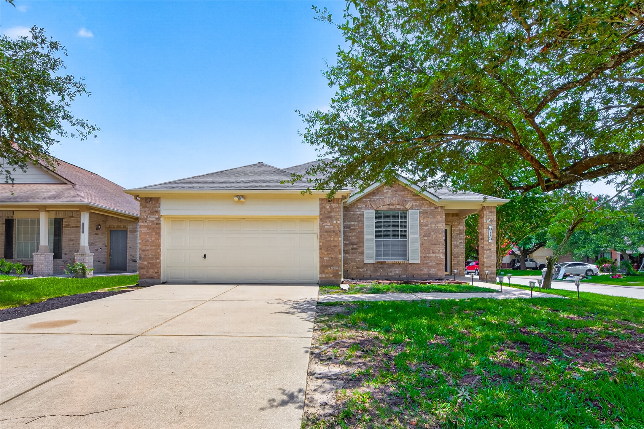 915 Morley Park Lane Spring, TX 77373 - Photo 3 of 34
