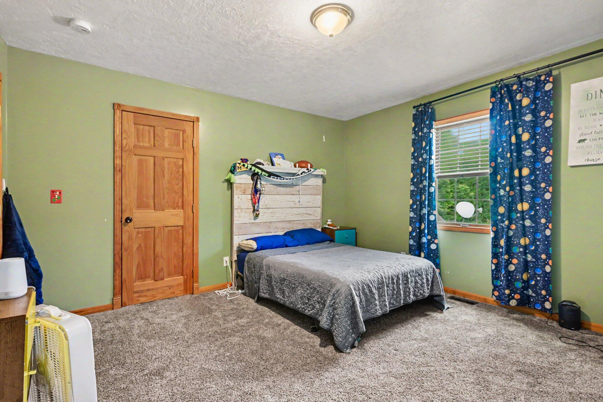 15757 Oakshore Drive Three Rivers, MI 49093 - Photo 14 of 26 015_file_3439