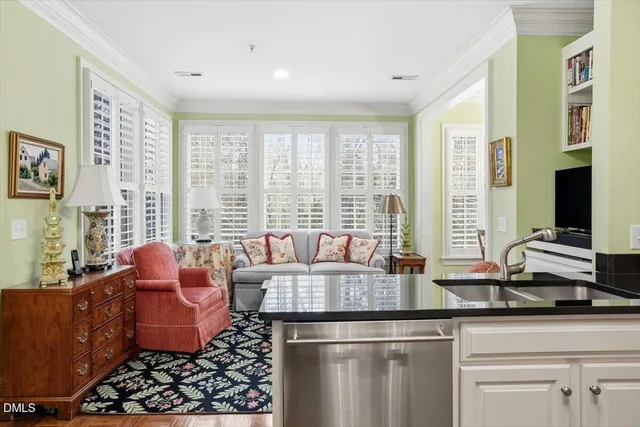 $899,000 | 432 West Barbee Chapel Road, Unit 432, Chapel Hill, NC 27517