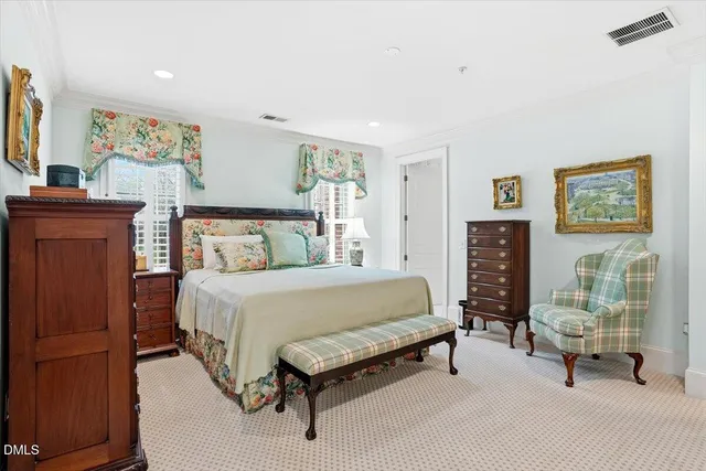 $899,000 | 432 West Barbee Chapel Road, Unit 432, Chapel Hill, NC 27517