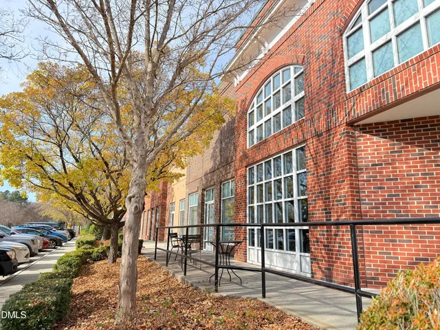 $899,000 | 432 West Barbee Chapel Road, Unit 432, Chapel Hill, NC 27517