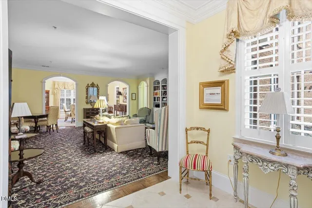 $899,000 | 432 West Barbee Chapel Road, Unit 432, Chapel Hill, NC 27517